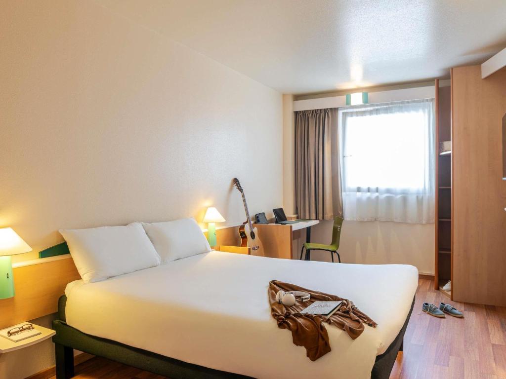 Postel nebo postele na pokoji v ubytování Ibis Bilbao Barakaldo