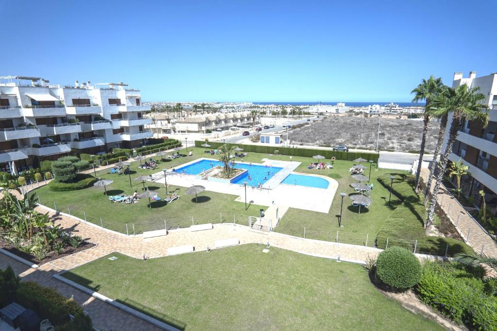 Swimmingpoolen hos eller tæt på Luxury 2 bedroom pent house in Lomas de Cabo Roig