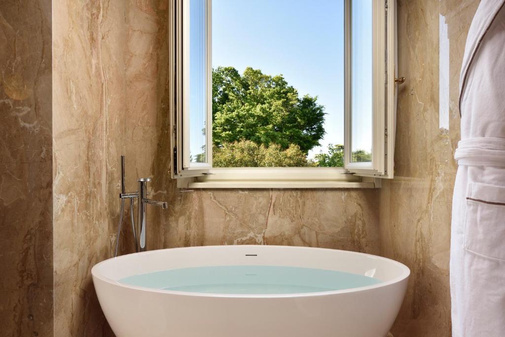 Villa Cortine Palace Relais Chateaux - 17