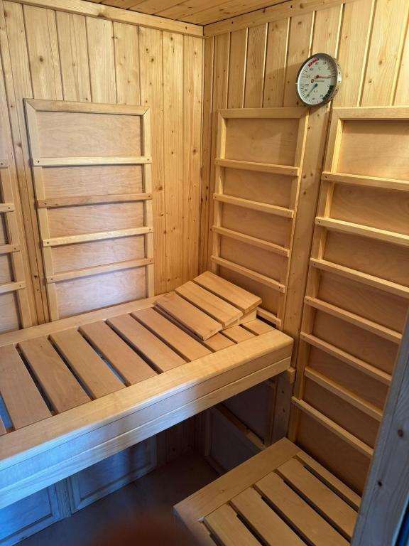 Fotografie z fotogalerie ubytování Ferienhaus für max6Gäste 2Kids 4Erwn v destinaci Haller