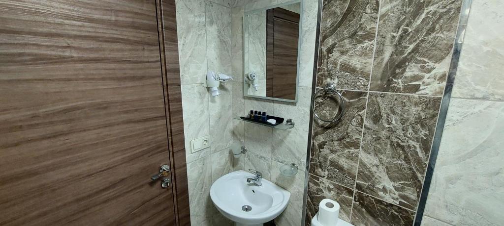 Koupelna v ubytování Divrigi Kosk Hotel