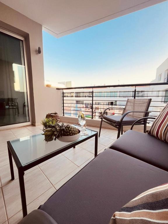 Alegria Lagoon Apartment