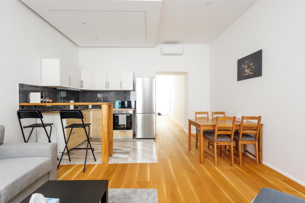 Kuchyňa alebo kuchynka v ubytovaní 2 beds top apart in vienna's heart