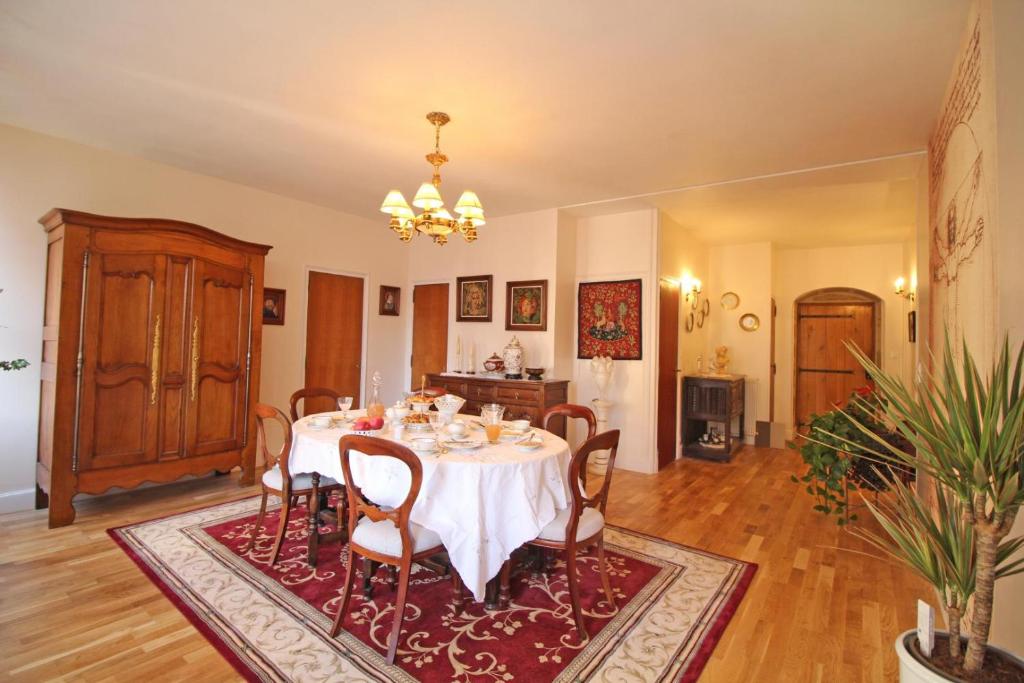 Fotografie z fotogalerie ubytování Maison gay lussac v destinaci Saint-Léonard-de-Noblat