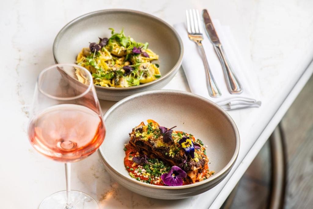 The Orchard Hotel & Restaurant - Resim 24