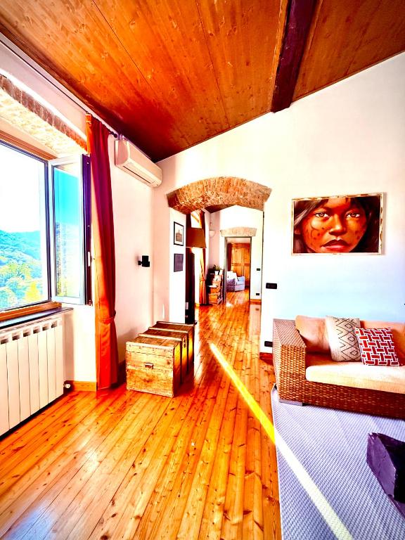A bed or beds in a room at La Villetta - cozy house with parking, wifi, wall box and air conditioning