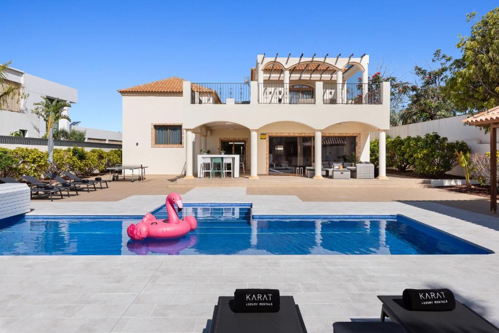 KARAT Villa Luso