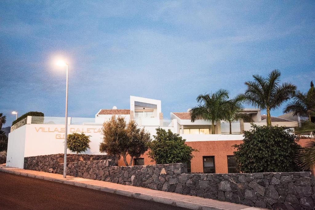 Budova, kde se vila nachází