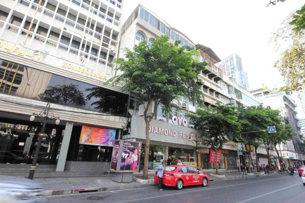 OYO Diamond Residence Silom - Resim 1
