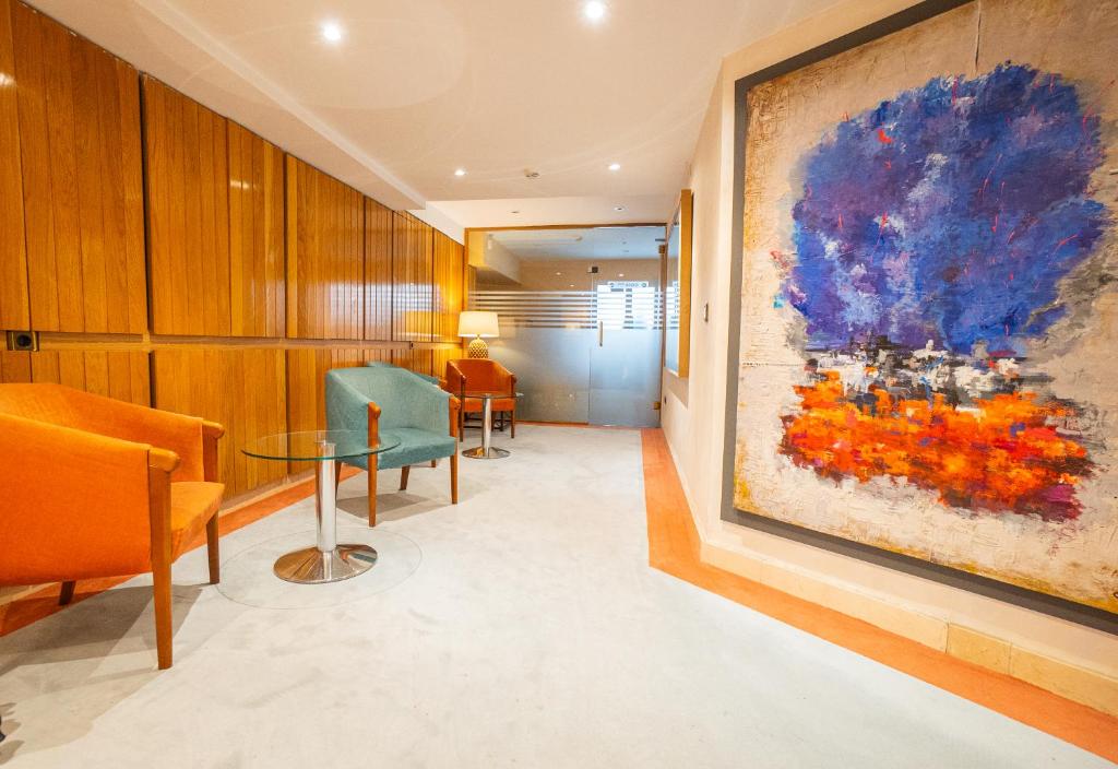 Aparto-Hotel Rosales - Resim 25