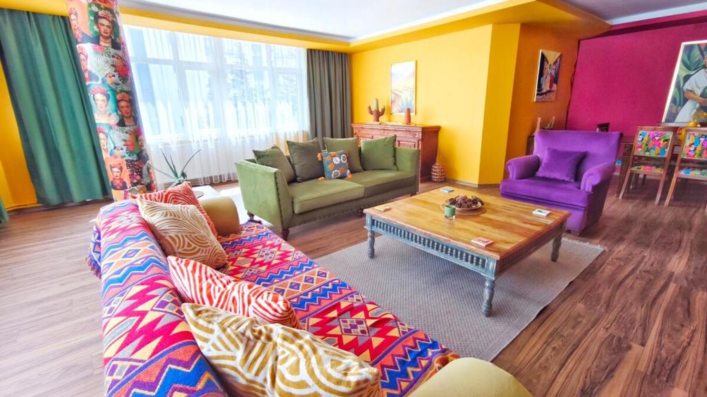 Posezení v ubytování Kaira Homes Accomodations & Rentals
