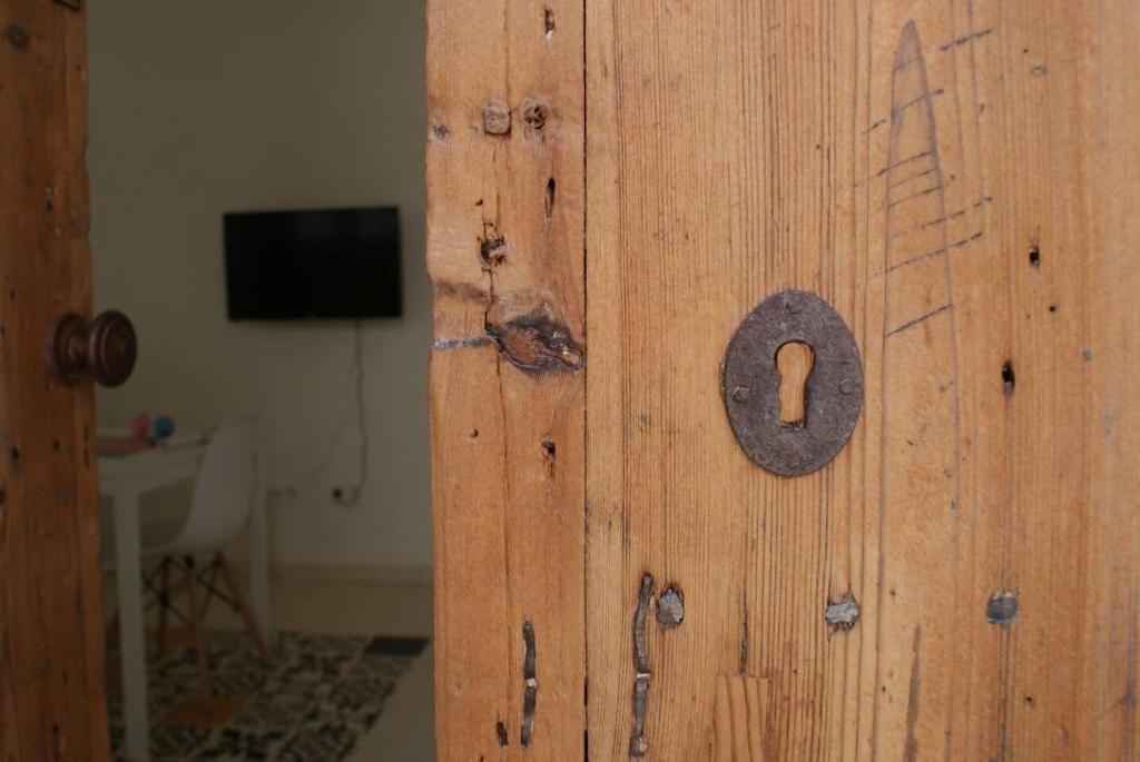 Televízia a/alebo spoločenská miestnosť v ubytovaní SH Rosario Loft chic en el centro histórico