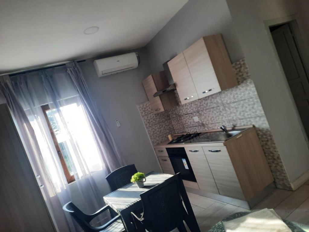 Kuchyň nebo kuchyňský kout v ubytování Villa MIRIAM