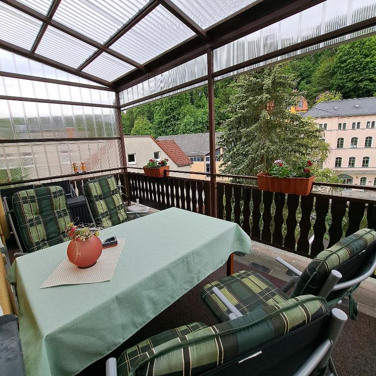 Balkón nebo terasa v ubytování Ferienwohnung Hahn