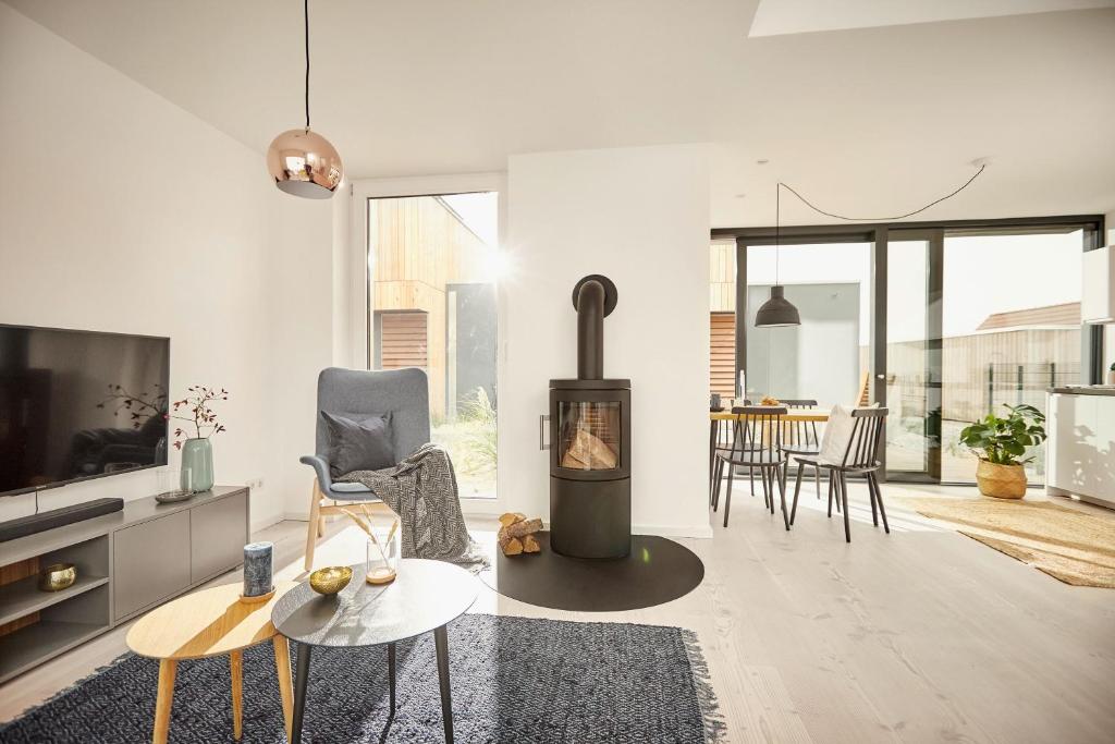 Televiisor ja/või meelelahutuskeskus majutusasutuses Villa Azure II