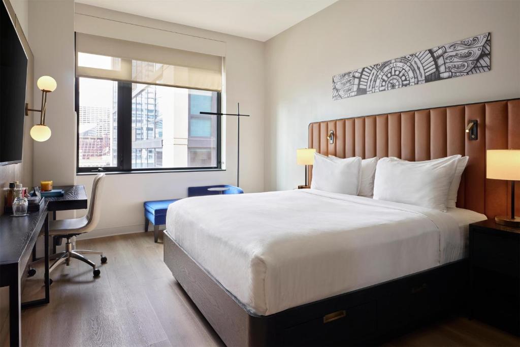 Arlo Chicago - 