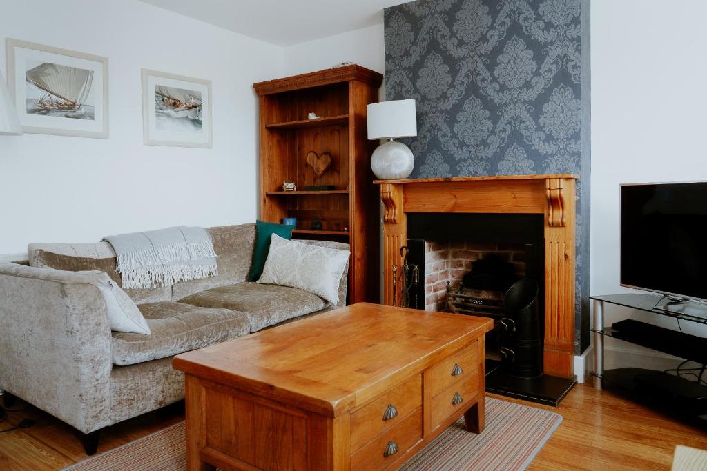 Gallery image of Horsham 3 Bed House With Garden in Horsham