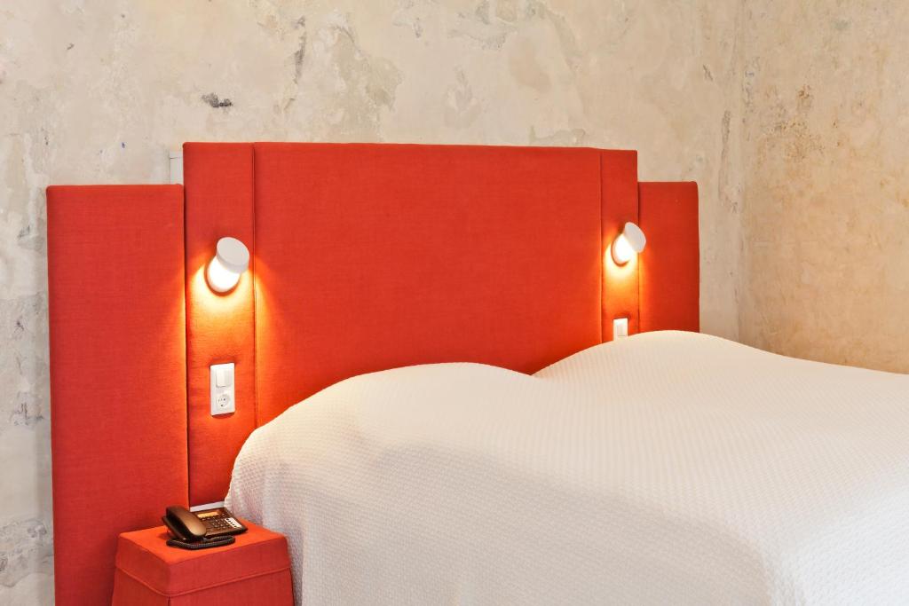 Postel nebo postele na pokoji v ubytování Hotel David an der Donau