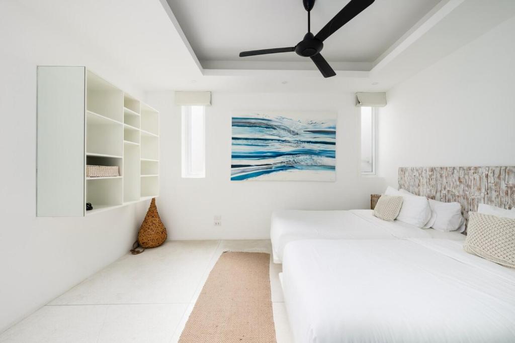 Ocean Serenity 3 bd inifity pool with unreal views客房内的一张或多张床位