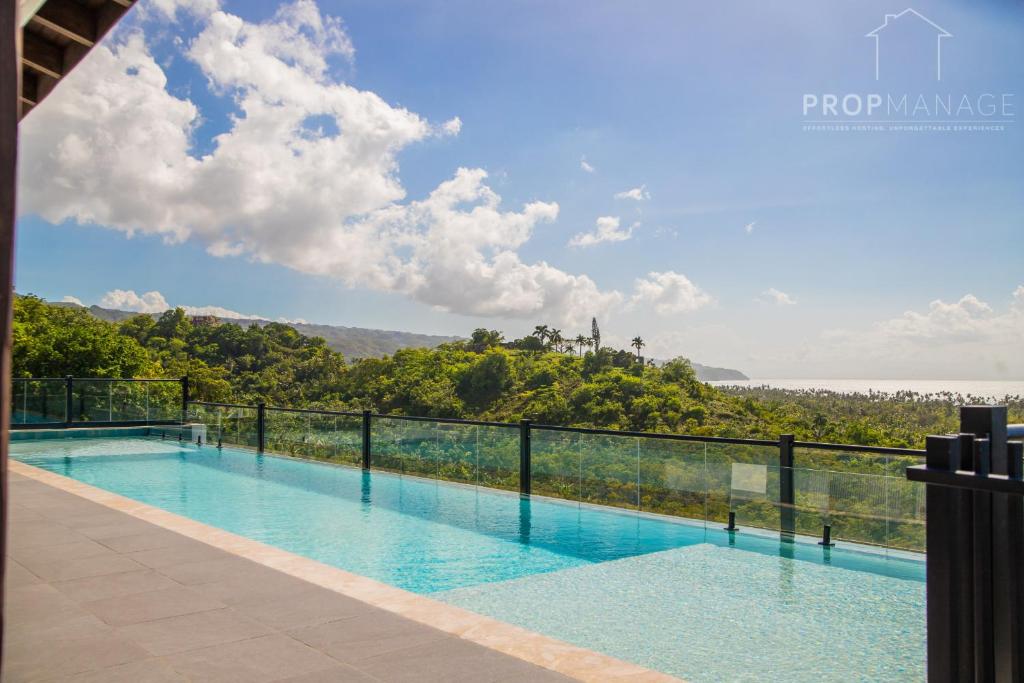 Stylish 2BR With Ocean View & Infinity Pool In Playa Bonita, Las ...