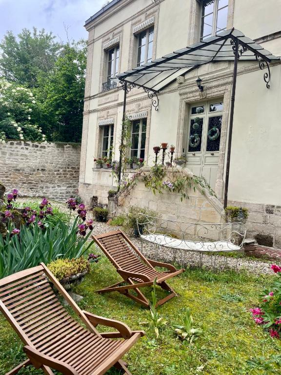 Zahrada ubytování CLOS REMY Maison d'hôtes