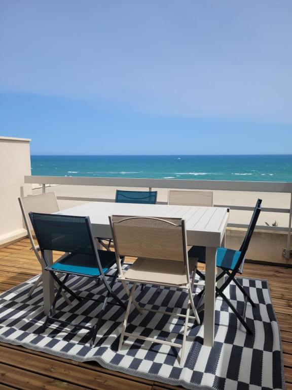 Bleu horizon Canet