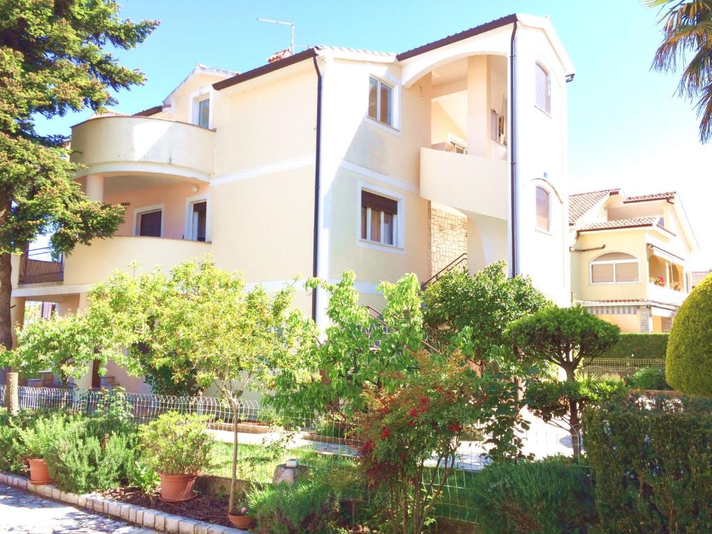 Zahrada ubytování Apartment Diva