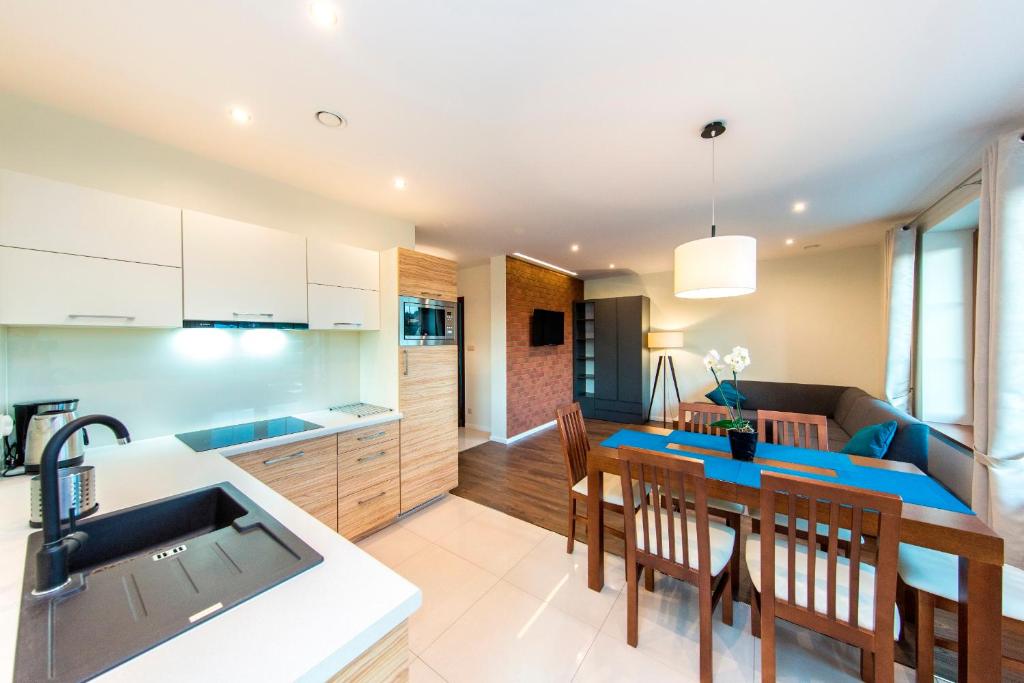 Apartamenty, pokoje PRZY TERMACH - 70 m Termy Szaflary, 150 m Gorący Potok - 17