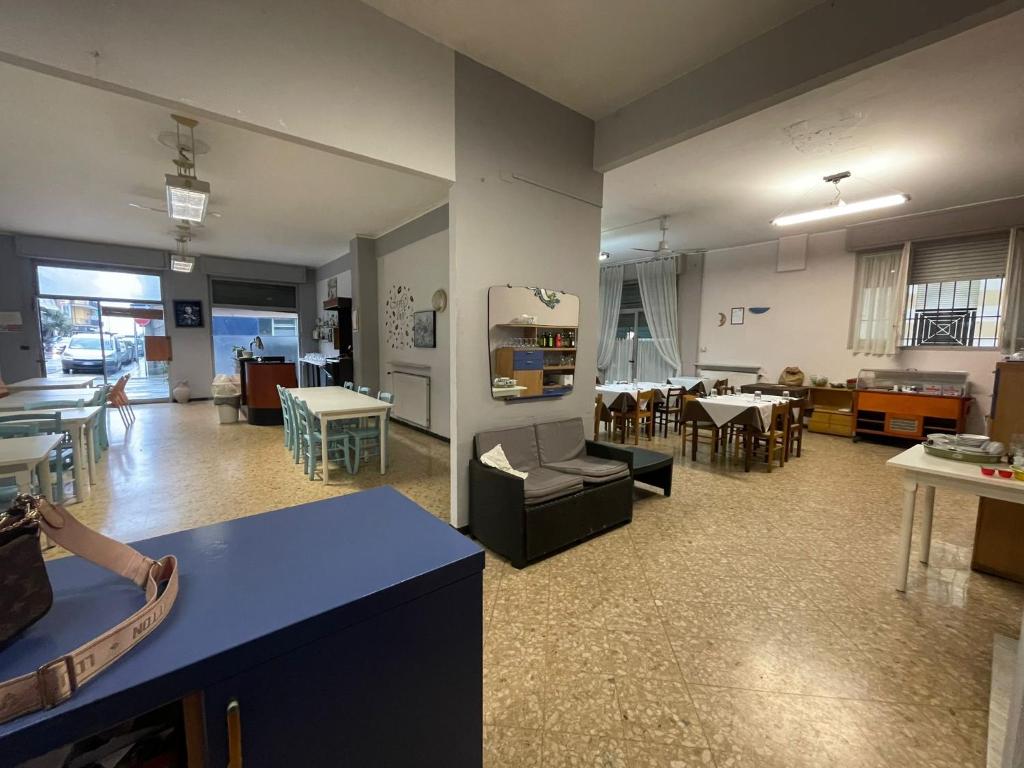 Posezení v ubytování Albergo Cavi