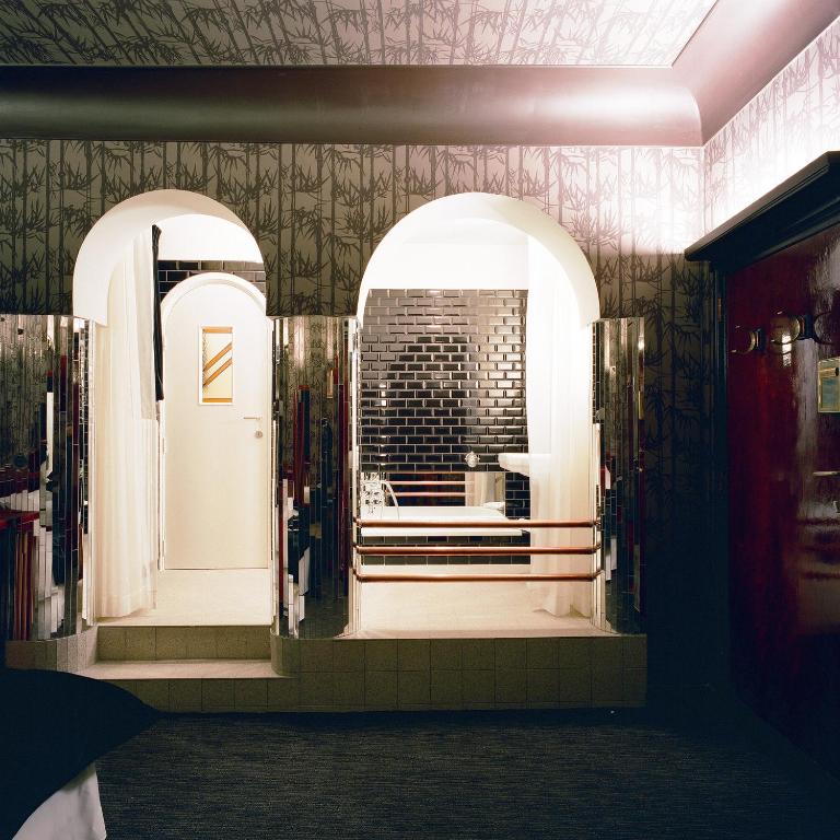 Latroupe Hotel Le Berger - Resim 26