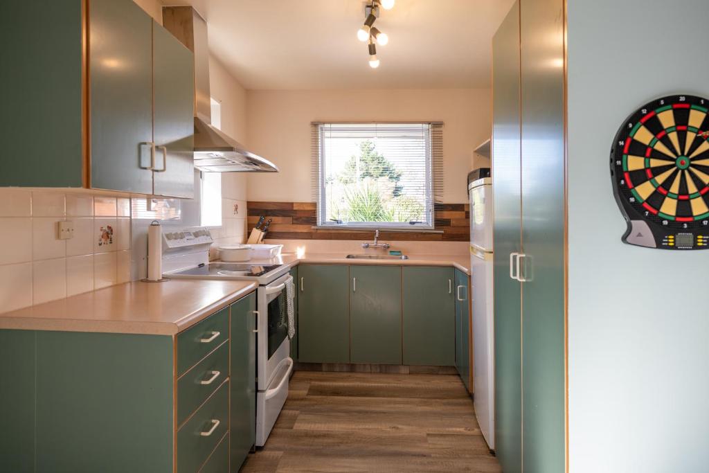 Privacy, comfort and a lot more - entire 2 bedroom house with free cycles - Resim 9