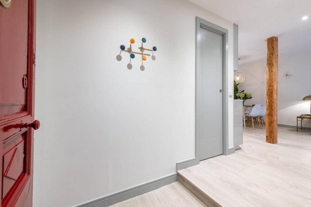 Fotografie z fotogalerie ubytování Sophisticated brand new flat v destinaci Madrid