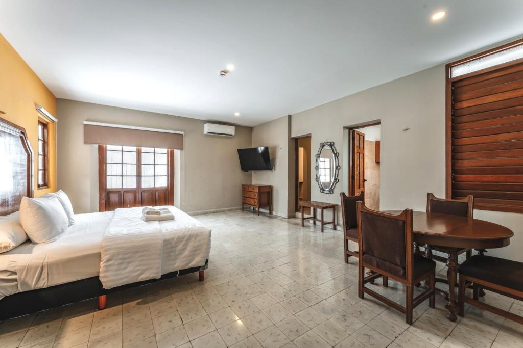 TV a/nebo společenská místnost v ubytování Hotel Real Toledo by Kavia