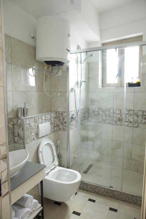 Ένα μπάνιο στο Mejsi Studio Apartment