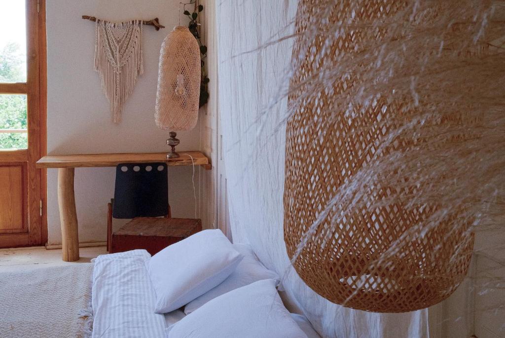 Letto o letti in una camera di Karma Hostel