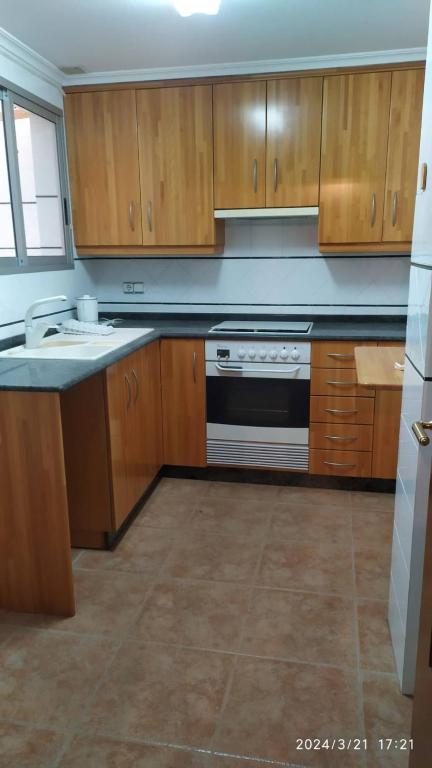 Kuchyň nebo kuchyňský kout v ubytování Apartamento segorbe REF 044