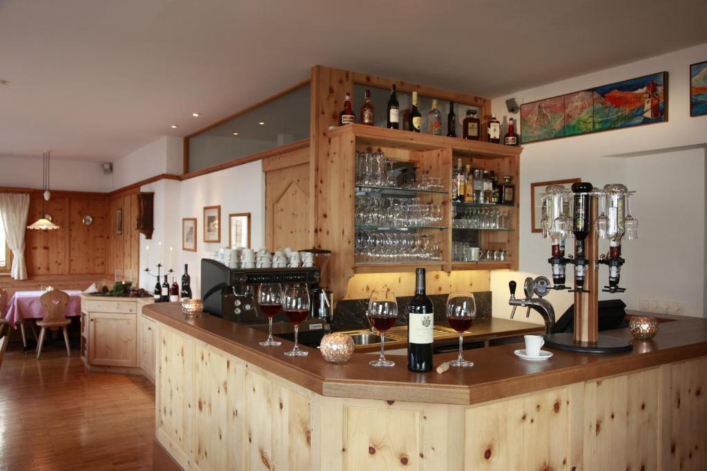 Nápoje v ubytování Hotel Am Reschensee