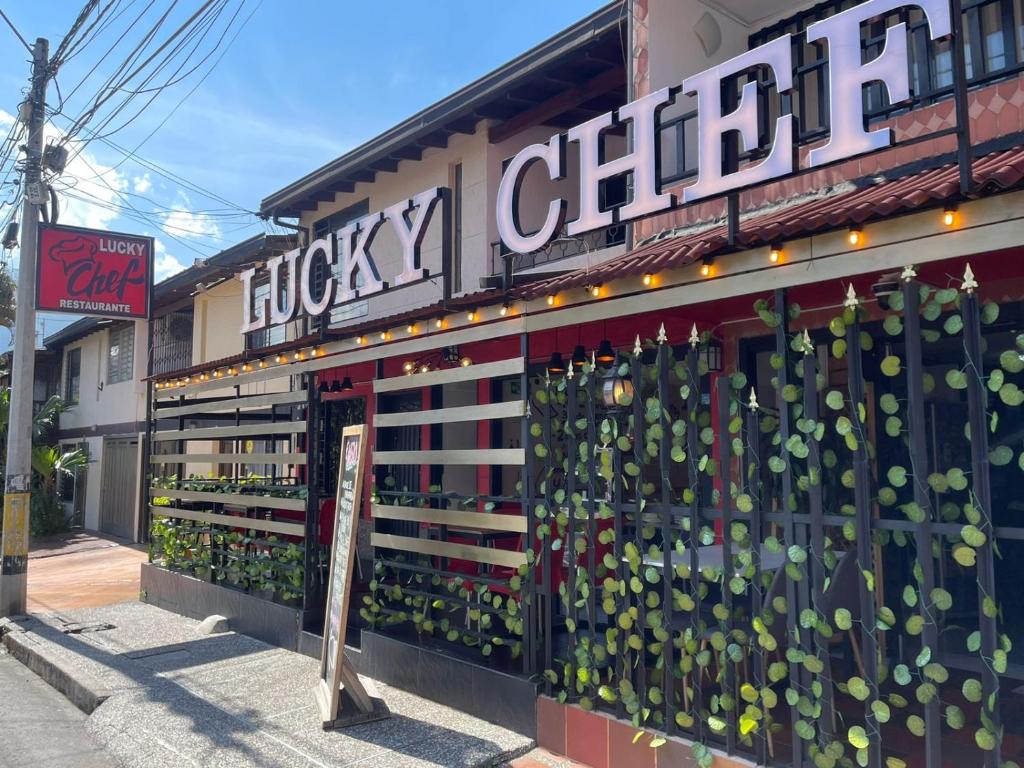 メデジンにあるHotel boutique san pablo H4のギャラリーの写真