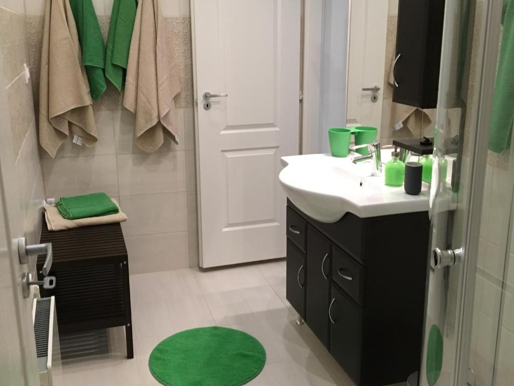 Kúpeľňa v ubytovaní Lovag Apartman