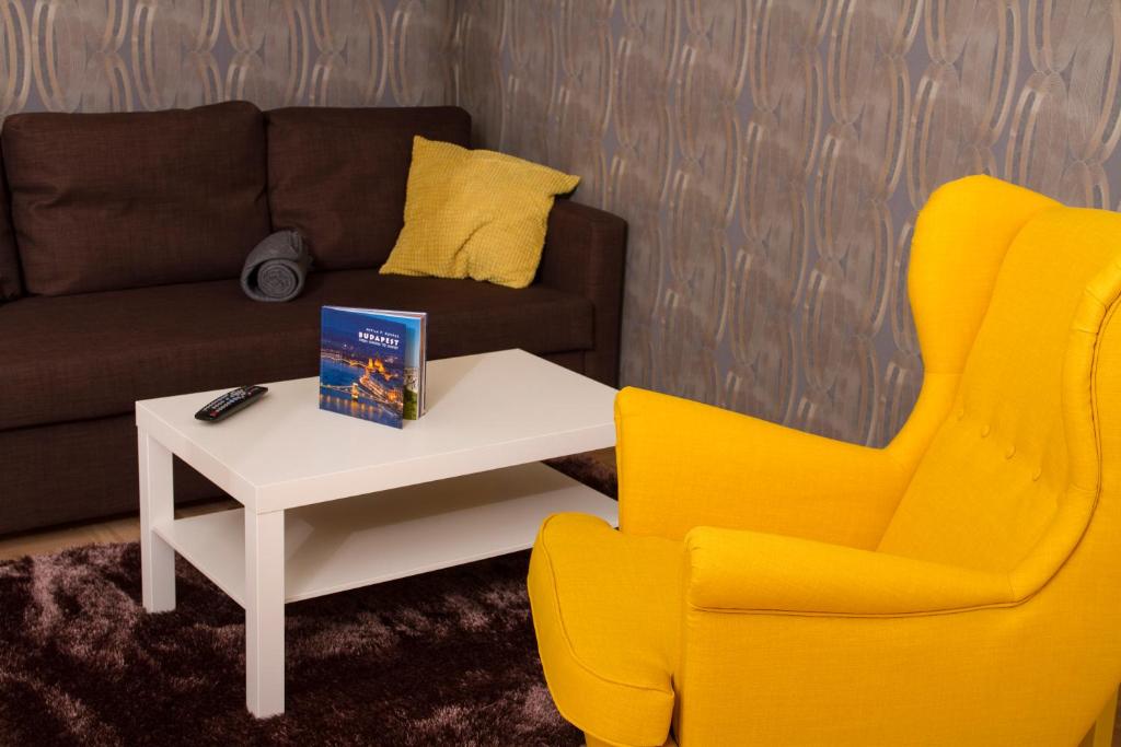 Posedenie v ubytovaní Lovag Apartman