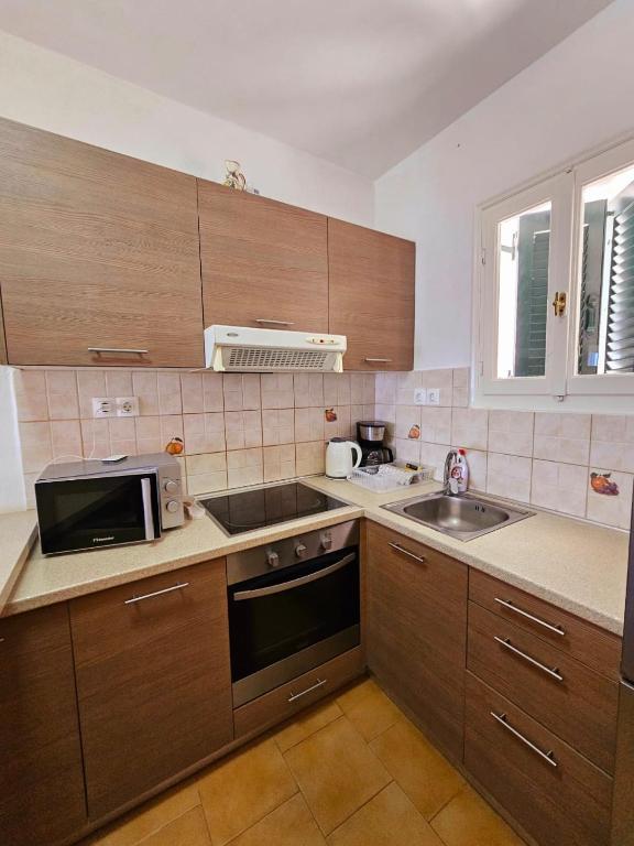 Kuchyňa alebo kuchynka v ubytovaní Corfu Dream Holidays Villas
