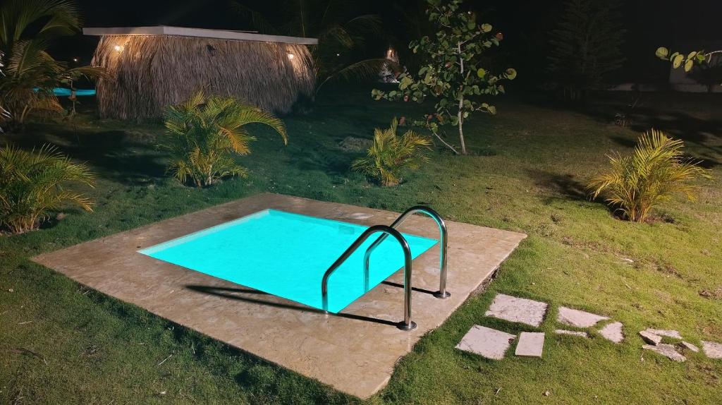 Bazén v ubytování Eco Lodges & Camping Cooper Ranch Macao Beach Punta Cana nebo v jeho okolí