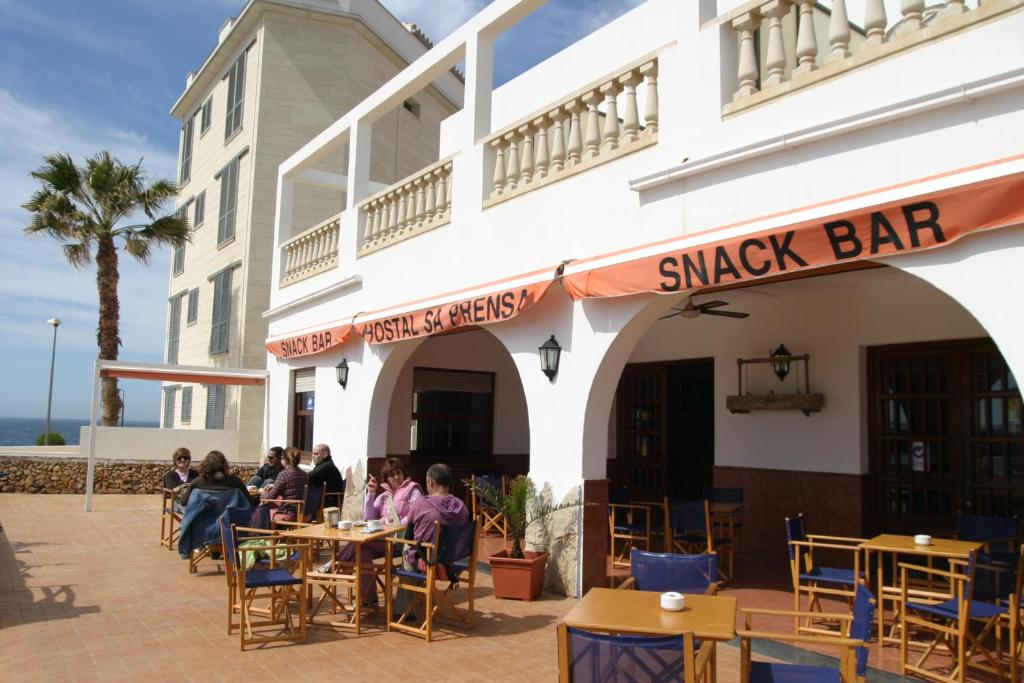 Restaurace v ubytování Hostal Sa Prensa