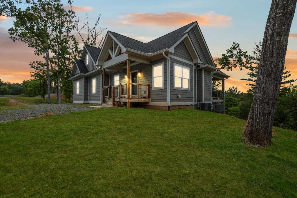 Το κτήριο όπου στεγάζεται  η παραθεριστική κατοικία