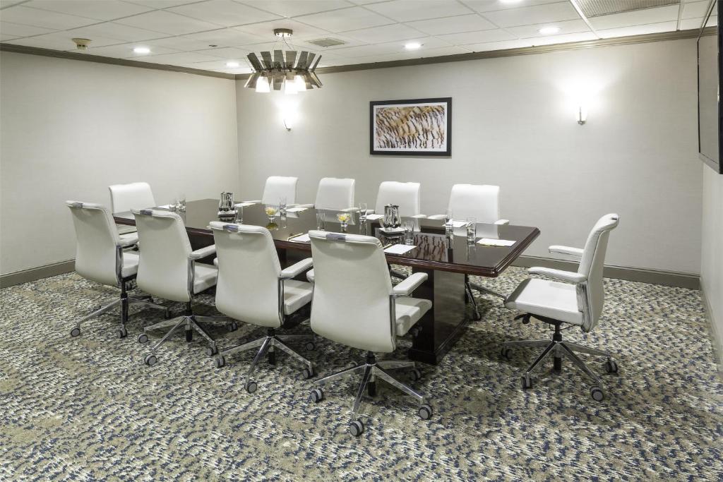 Área de negócios e/ou sala de conferências em DoubleTree by Hilton Hotel Wilmington
