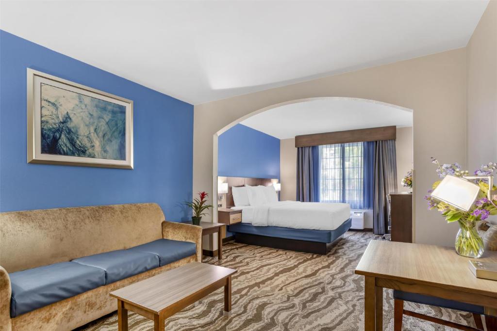 Best Western Plus River Escape Sylva / Dillsboro photo