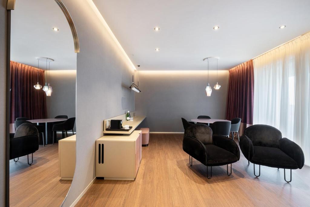 Posezení v ubytování Eurostars Matera La Suite