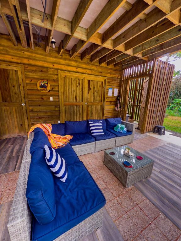 Area soggiorno di Toucan Hill Lodge