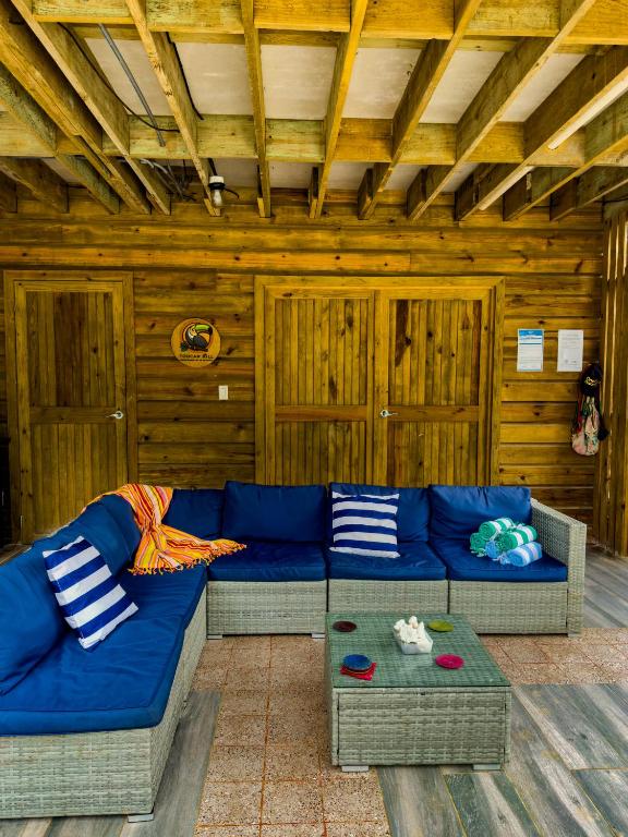 Area soggiorno di Toucan Hill Lodge