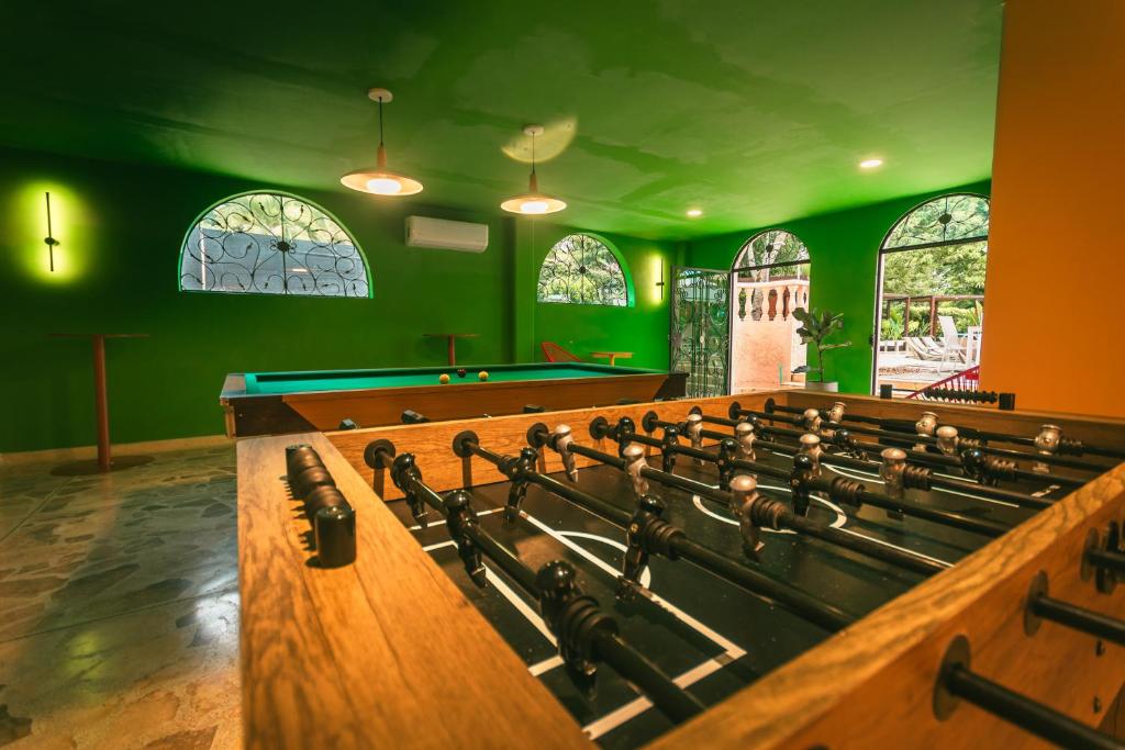 Biliár nebo kulečník v ubytování Del Tropico hotel